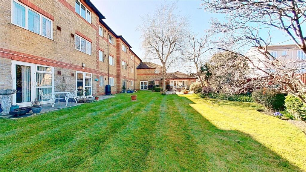 Main image of property: Amberley Court, Freshbrook Road, Lancing, West Sussex, BN15