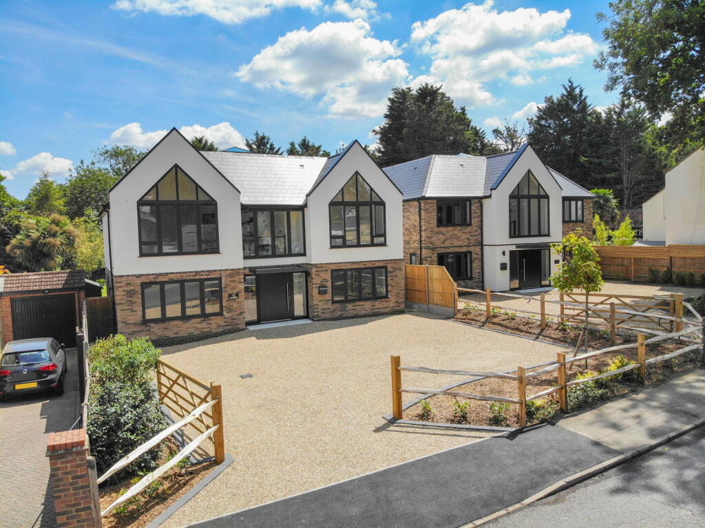 Main image of property: A beautiful newly built family home boasting 3,030sq ft of space & sought after location!!