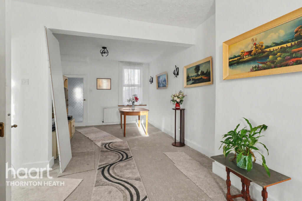 2-bed terraced on Burlington Road, Thornton Heath, £395,000