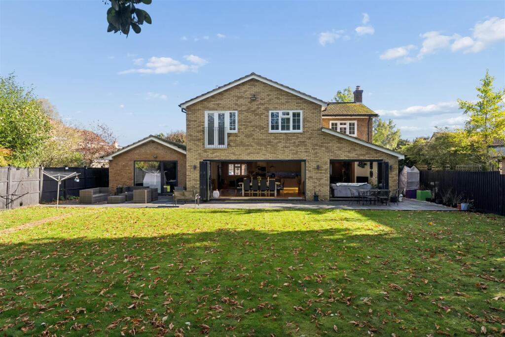 House in Northampton - View 4