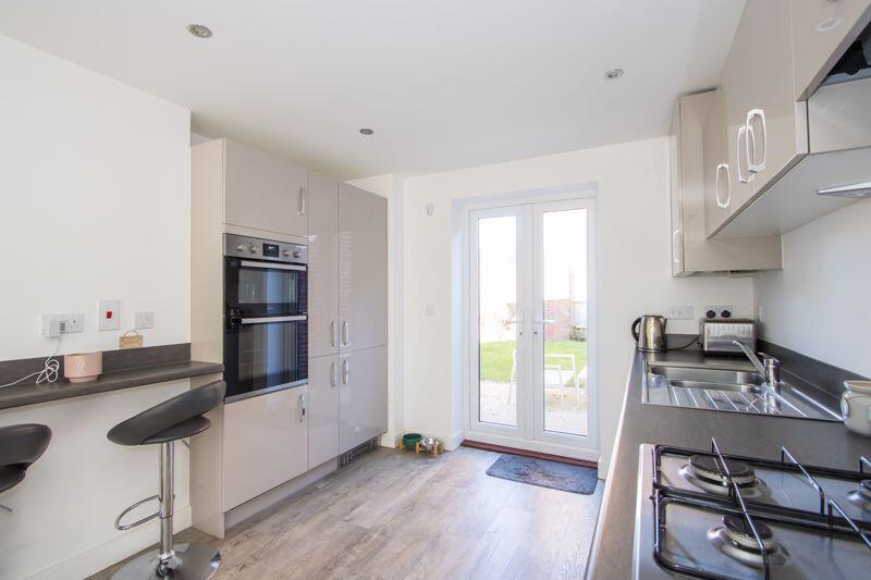 House in Cardiff, Sully and Lavernock - More
