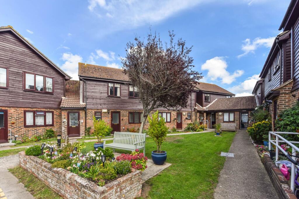 Apartment in Portsmouth - More