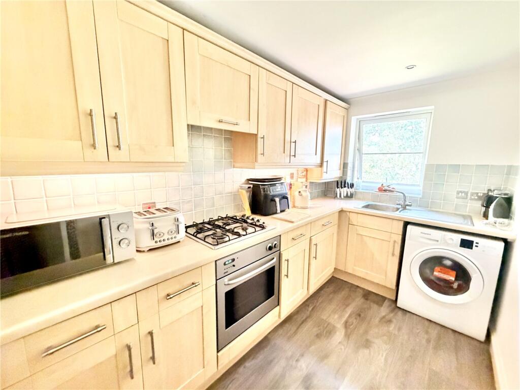Apartment in Bournemouth - View 4