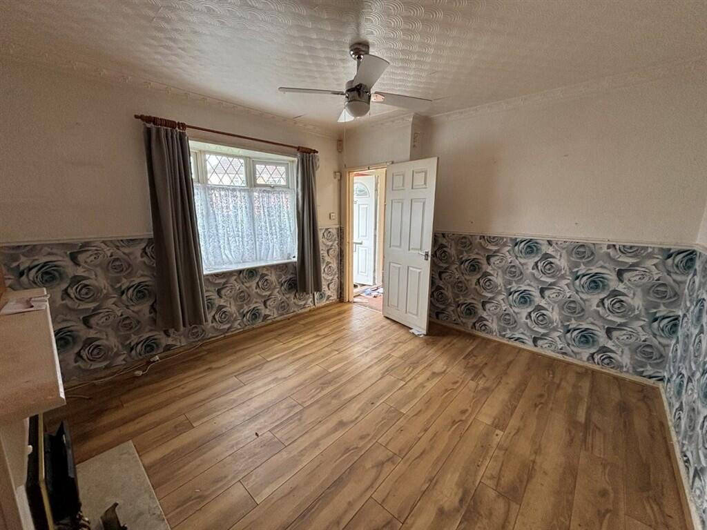 76 Walsall Street, Coventry, CV4 8EY photo 3