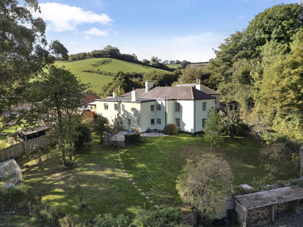 Main image of property: Middle Rocombe Farm, Stokeinteignhead, Newton Abbot, TQ12 4QL