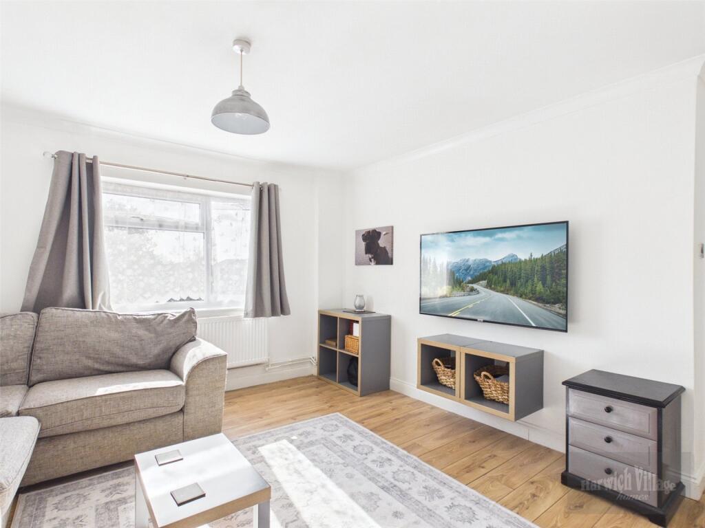 Apartment in Harwich, Upper Dovercourt - View 3