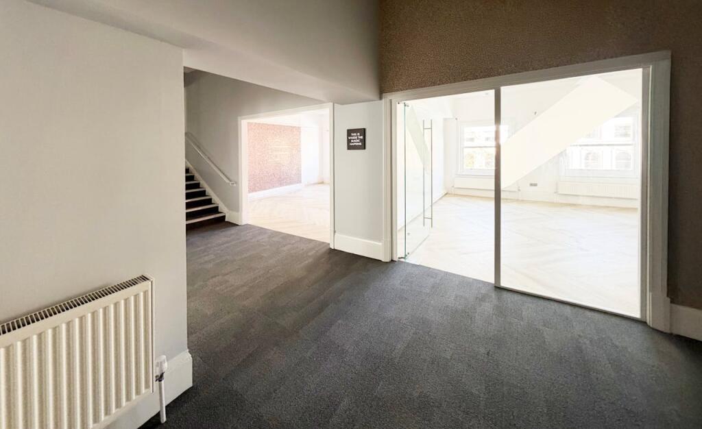 Internal_08.jpg
