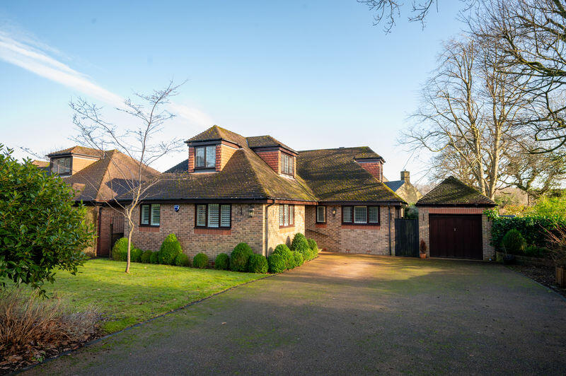 Main image of property: Cavendish Avenue, Dore, Sheffield