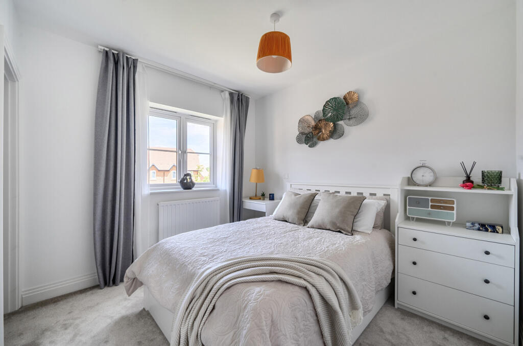 Ferris Green, Warfield, Bracknell, Berkshire, RG42 - View 5