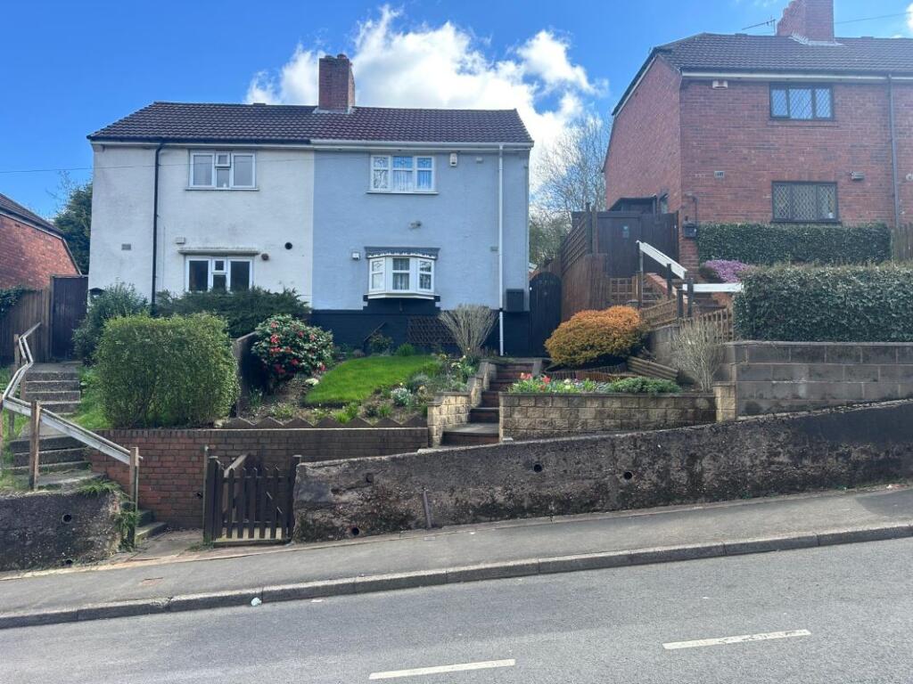 Main image of property: 379 City Road, Oldbury, B69 1QT