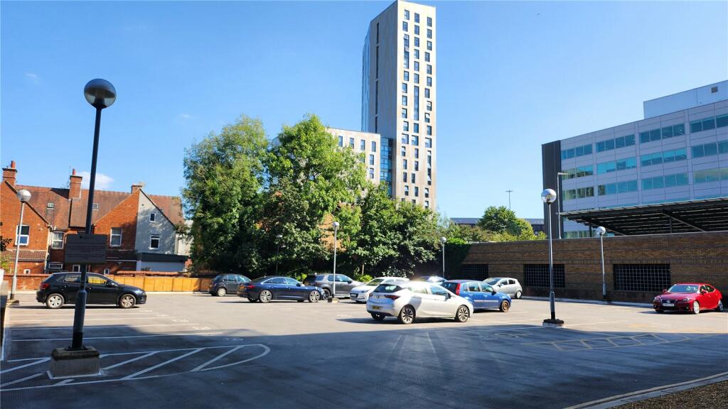 Apartment in Coventry, West Midlands - View 5