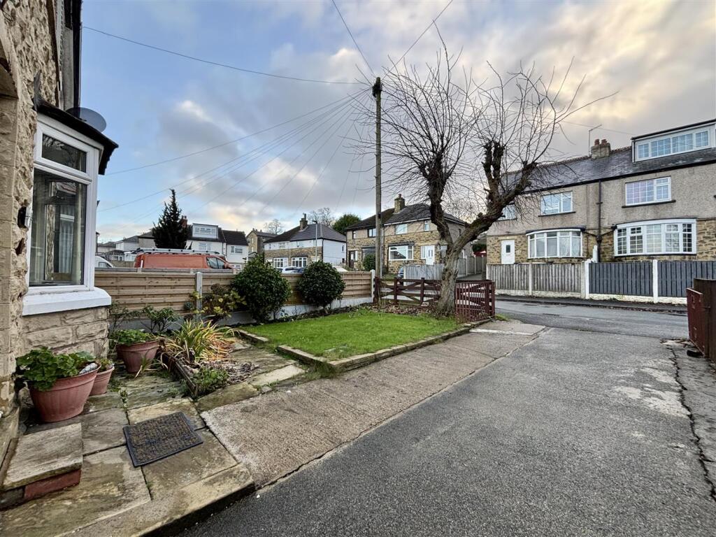 Additional image 20 of Hollybank Gardens, Bradford 7