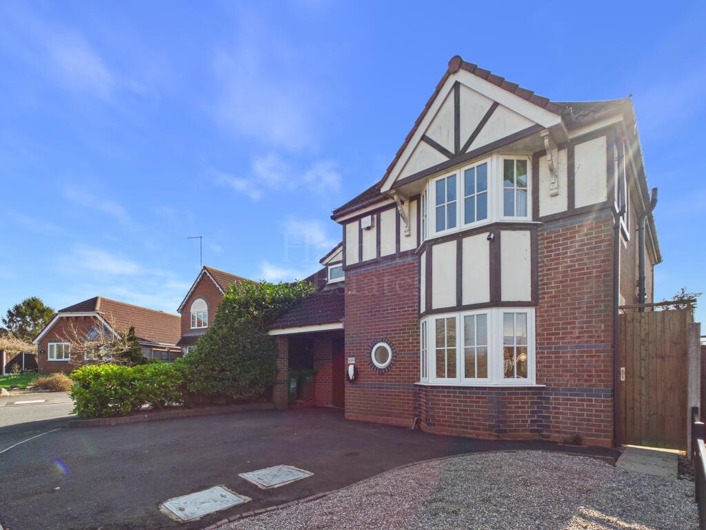 Main image of property: Longboat Lane, Stourport on Severn, DY13 8AE