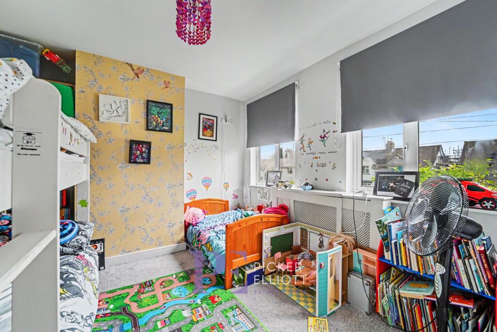 House in Hinckley and Bosworth, Leicestershire - More