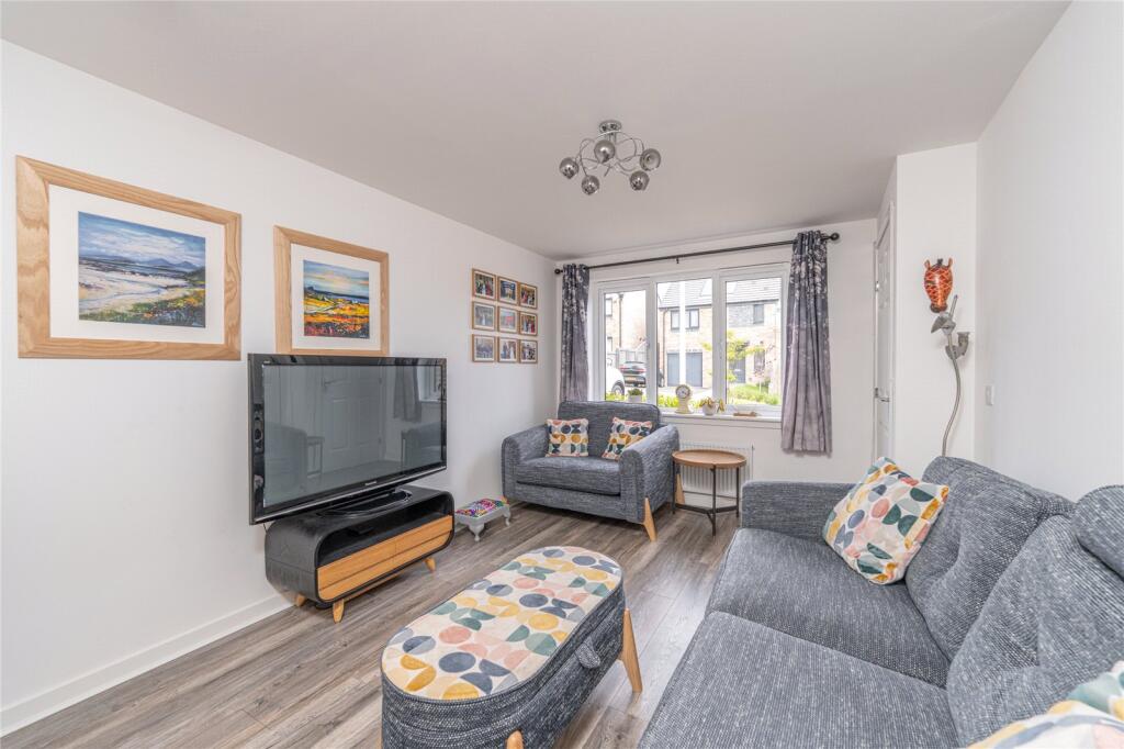 1 Affleck Way, Edinburgh, EH17 photo 2