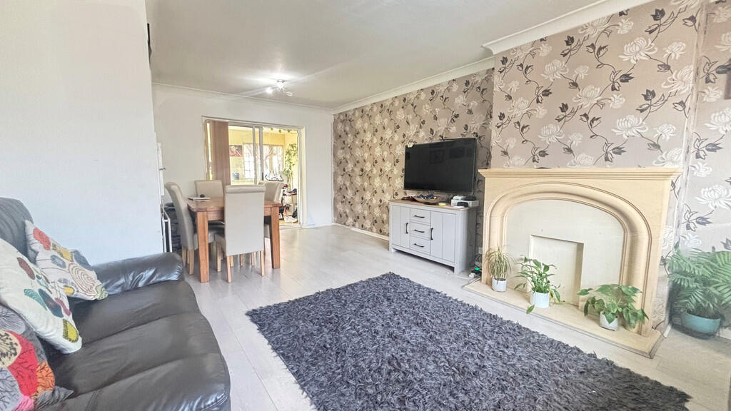 Bain Avenue, Camberley - View 5