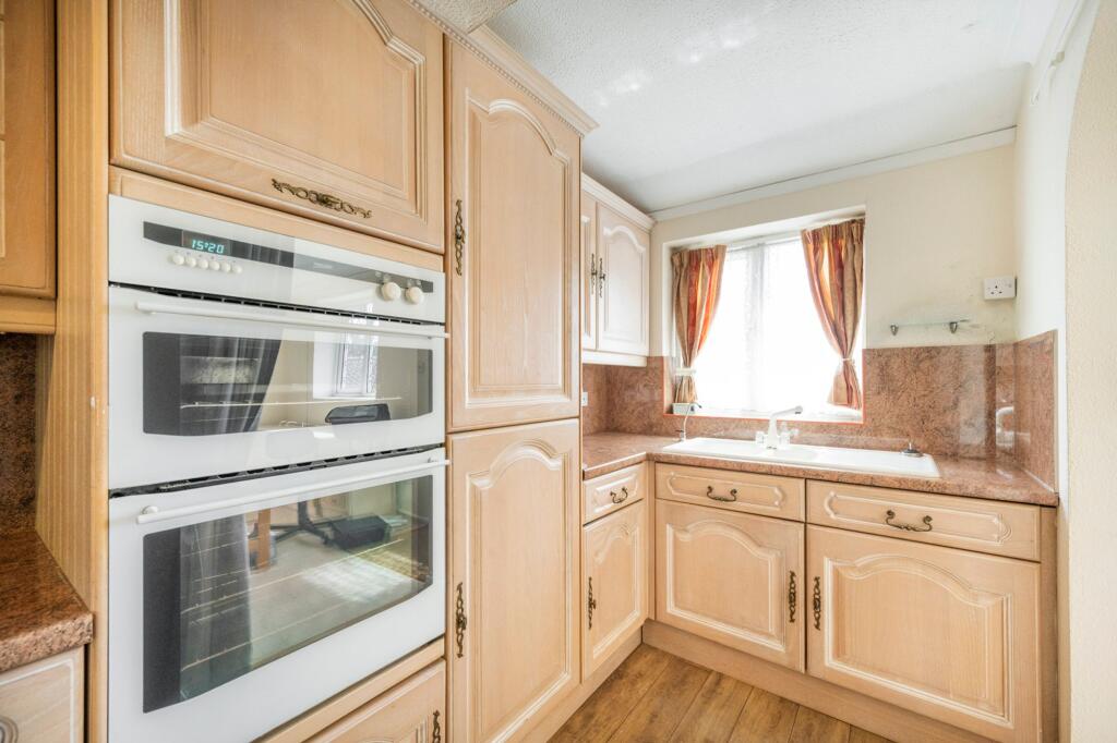 House in Bracknell - View 5