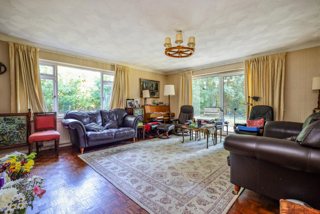 House in Guildford - View 4