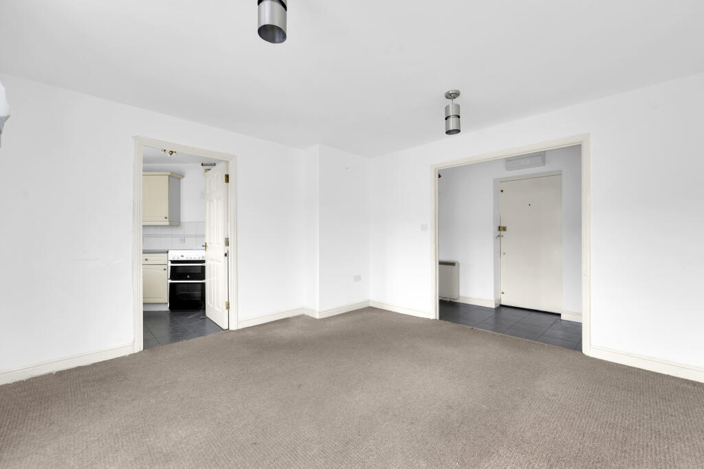 Apartment in London, Beckton - More