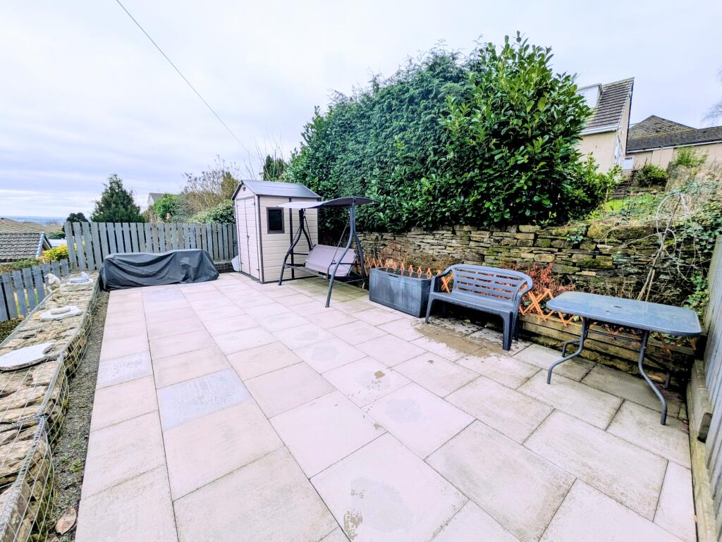 Additional image 26 of Frensham Grove, Bradford, BD7