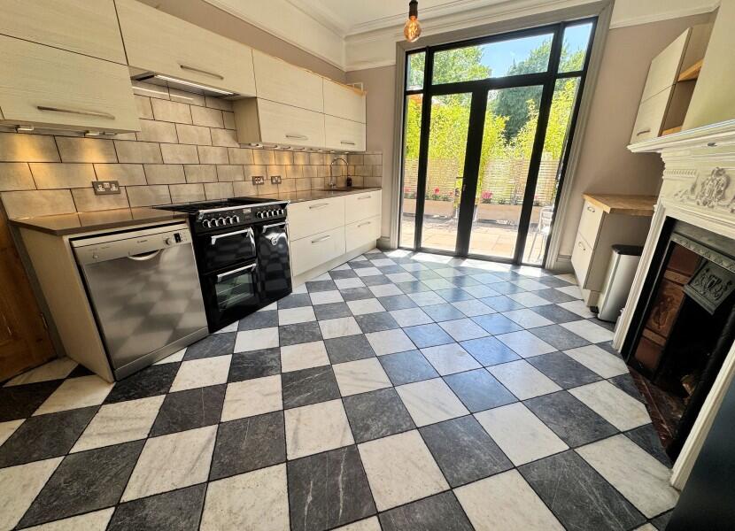 Main image of property: Dollis Road, Finchley, N3