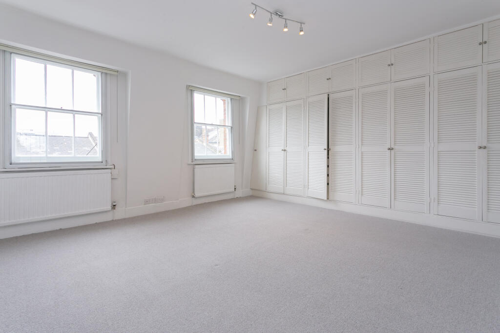 Apartment in London - View 5