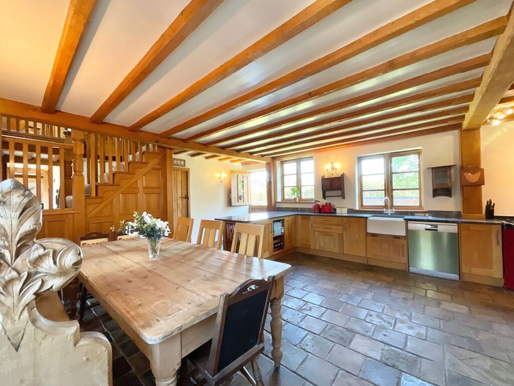 House in Stoke-on-Trent - View 2
