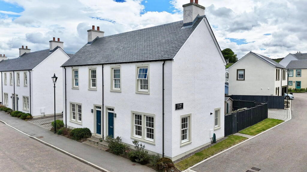 Main image of property: 19 Hillhead Road, Tornagrain, Inverness IV2 8AB