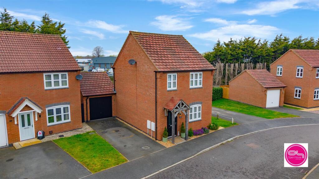 Main image of property: Cascade Close, Burton-On-Trent