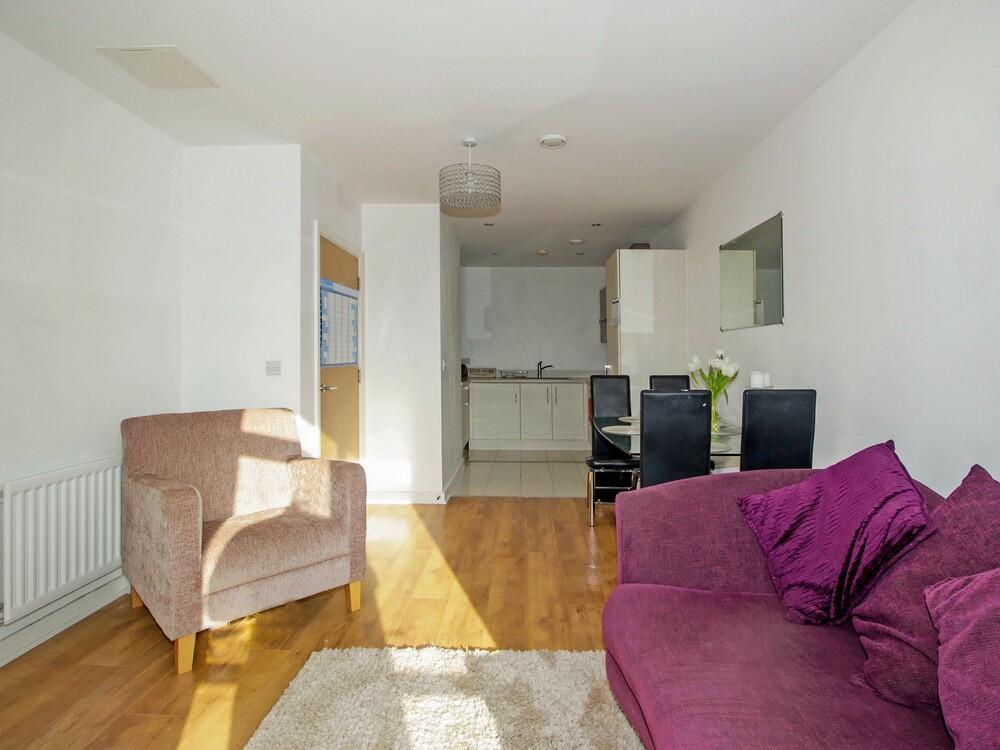 Apartment in London - View 5