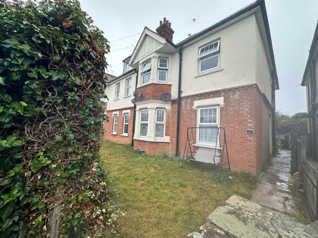 Main image of property: Skelmersdale Road, Clacton-On-Sea, CO15