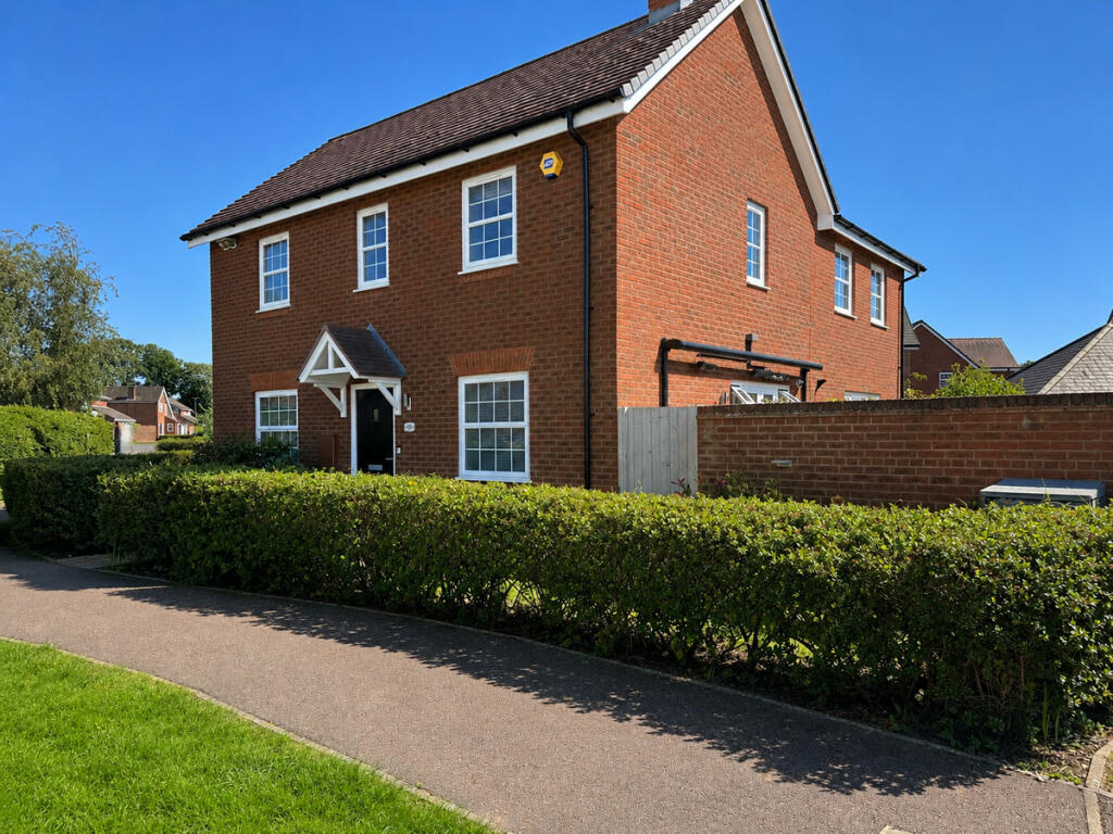 Main image of property: Spinney Bank, Leighton Buzzard