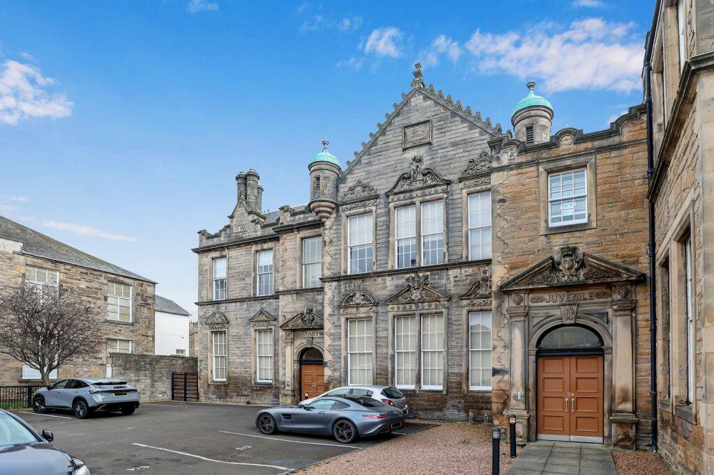 Main image of property: 4/2 Davie Street, Old Town, Edinburgh, EH8 9EB