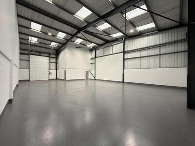 Photo 4. Unit 6.
