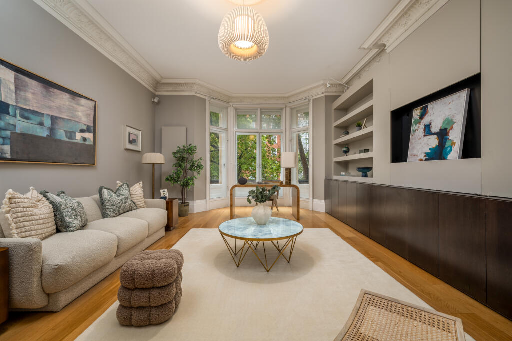 Apartment in London, City of Westminster - View 3