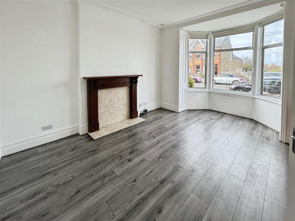 Beacon Road, Herne Bay photo 3