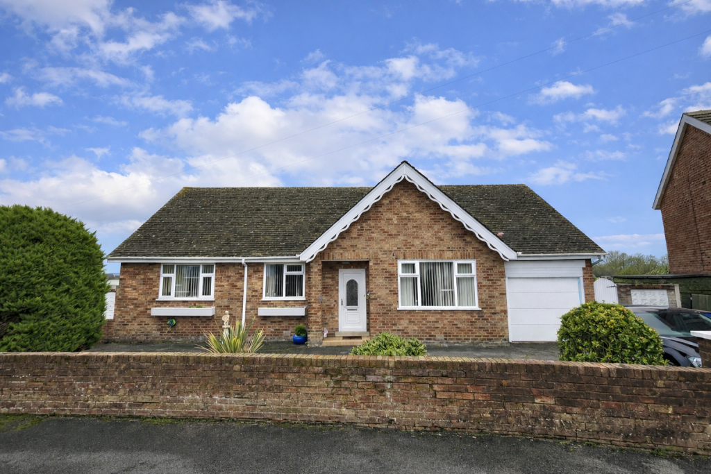 Main image of property: Meadow Crescent,  Poulton-Le-Fylde, FY6