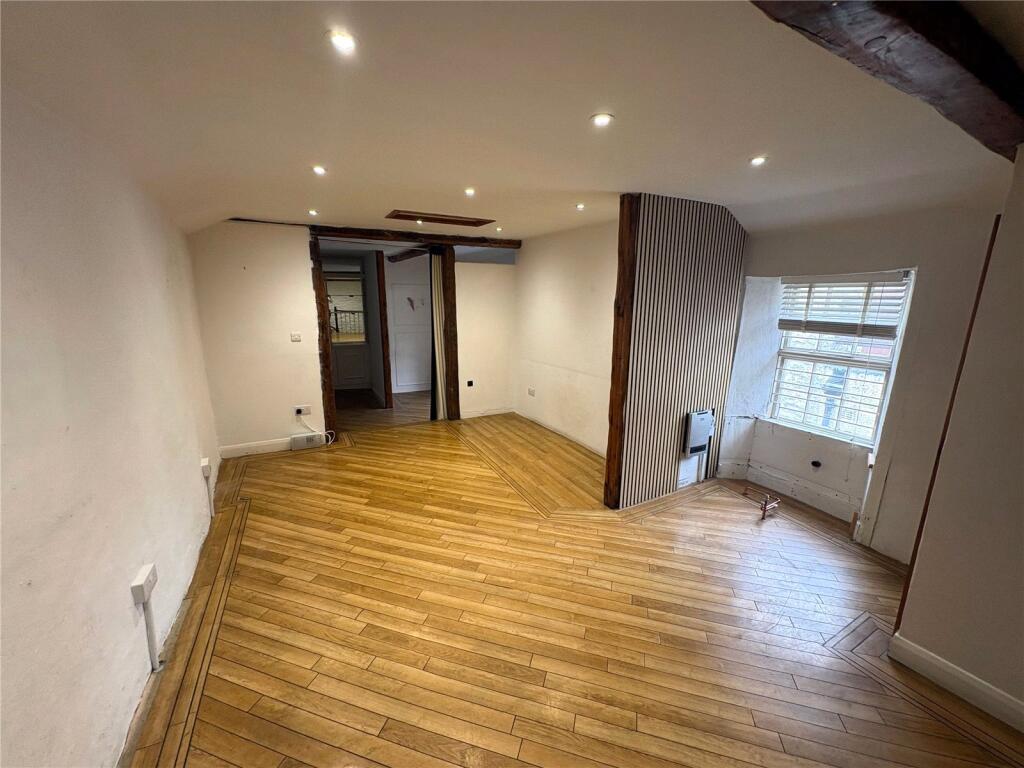 Stramongate, Kendal, Cumbria - View 5