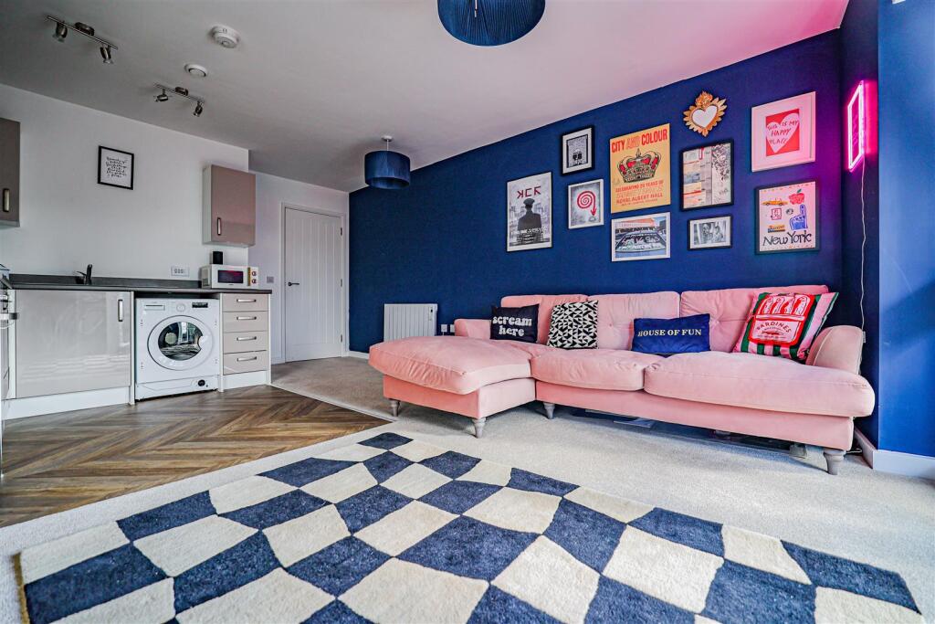 Frogmore Road, Hemel Hempstead, HP3 - View 2