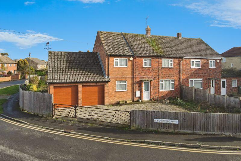 4-bed semi-detached on Cherry Tree Road, Cricklade, Wiltshire, £350,000