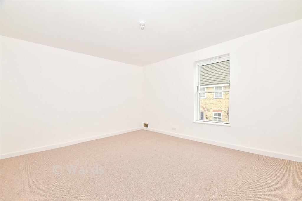 House in Maidstone, Kent - View 2