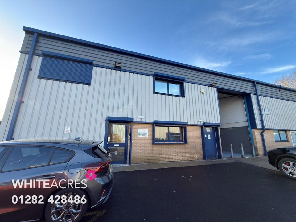 Main image of property: Unit 3A, Pendleside, Lomeshaye Industrial Estate, Nelson, BB9 6SH