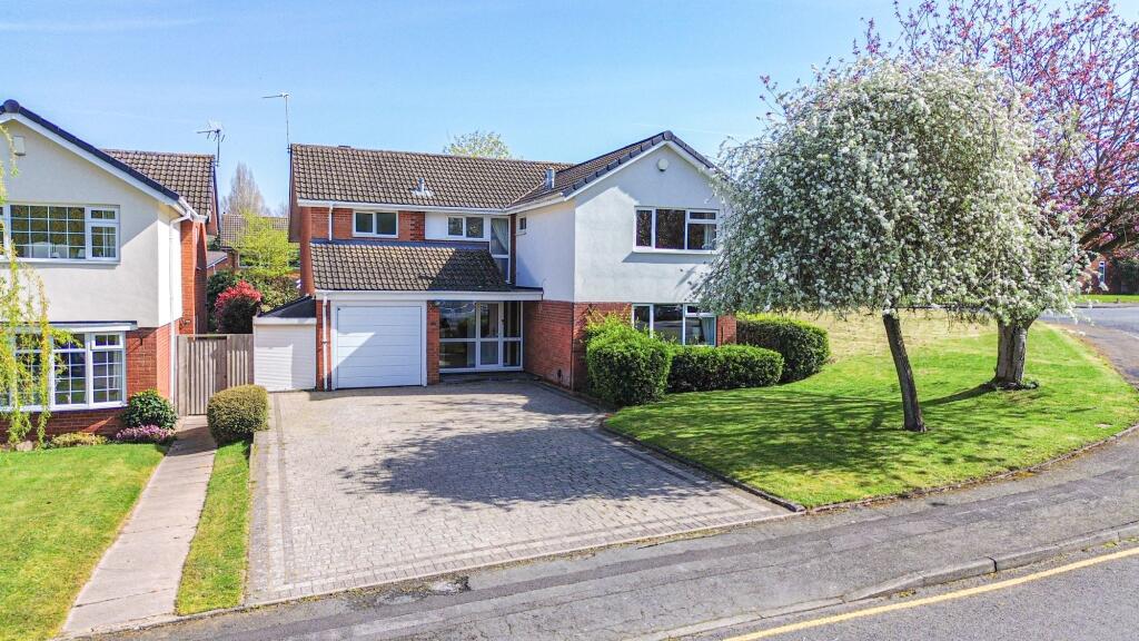 Main image of property: Whitefields Crescent, Solihull, B91