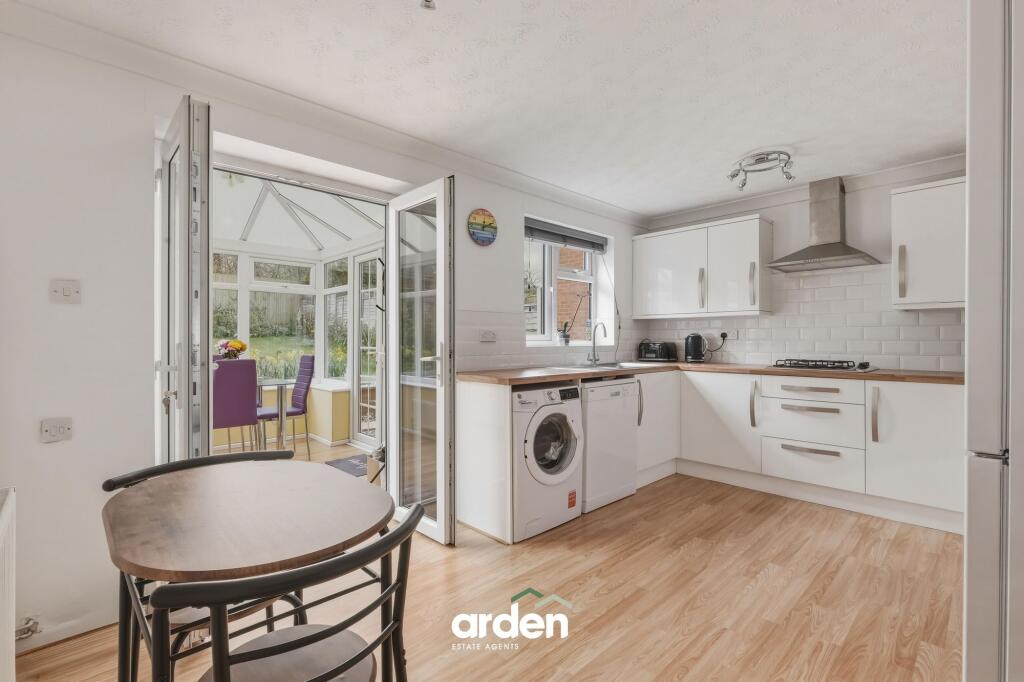 House in Redditch, Oakenshaw South - View 3