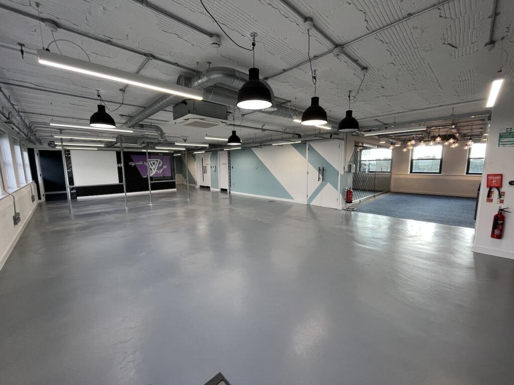 Additional image 3 of County Gates House, Poole Road, Poole, BH12 1AZ