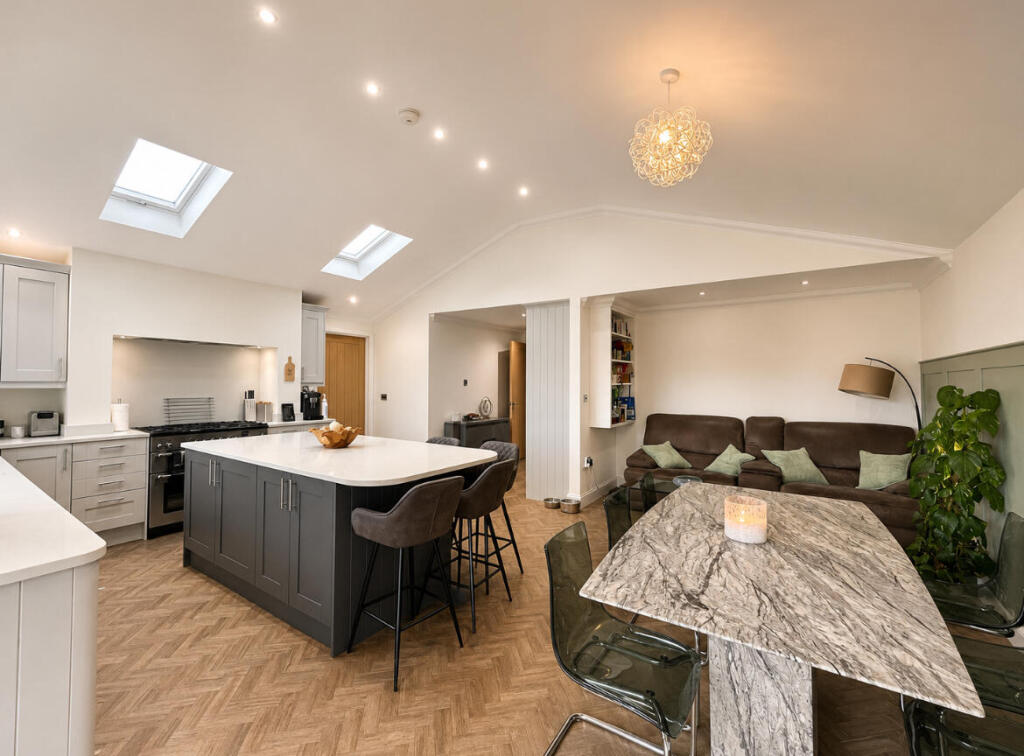 Main image of property: Taverham Road, Felthorpe, Norwich