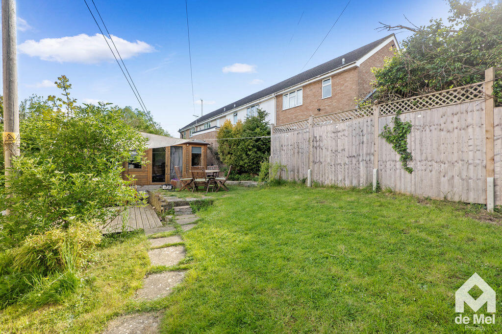 3 bedroom end of terrace house for sale in Brookside, Alderton, GL20