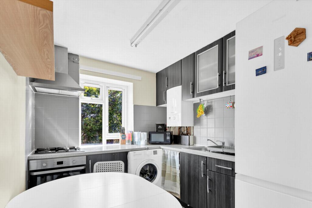 Apartment in London - View 4