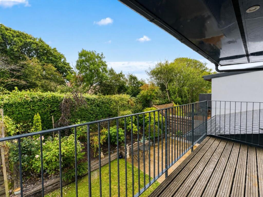 House in Exeter - View 2