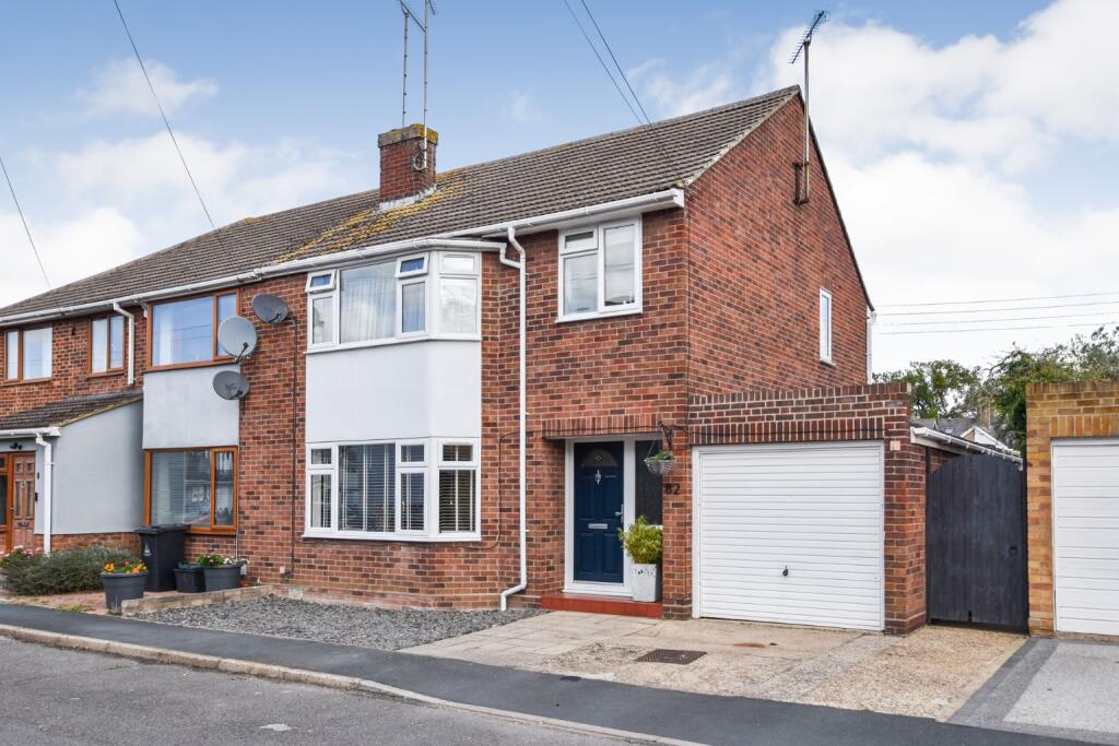 Main image of property: Crescent Road, Heybridge